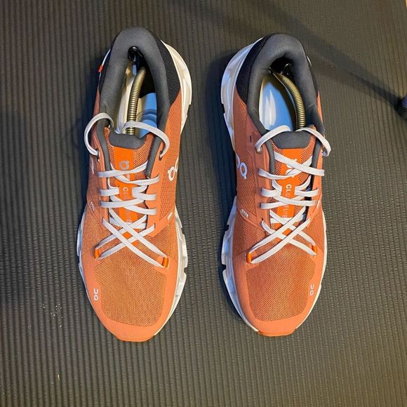 ON CLUD FLYER - Men’s Running Shoes - SIZE 10 - Picture 7 of 11